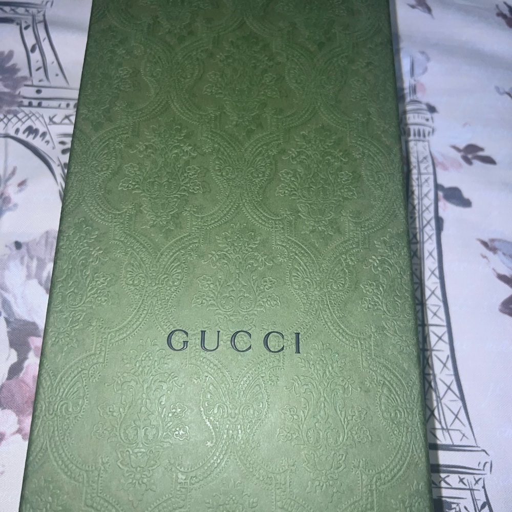 Gucci Shoes - Picture 5 of 8